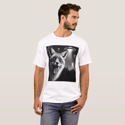 T-shirt Selfie d'Alien fou Fox UFO Racoon avec des ovnis (Devant entier)