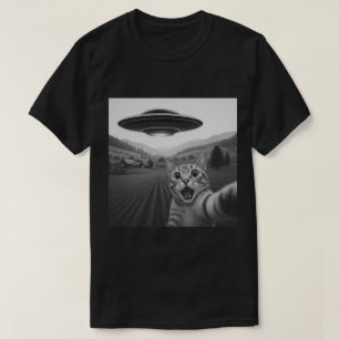 T-shirt Selfie de chat drôle avec OVNI, Alien vaisseau spa