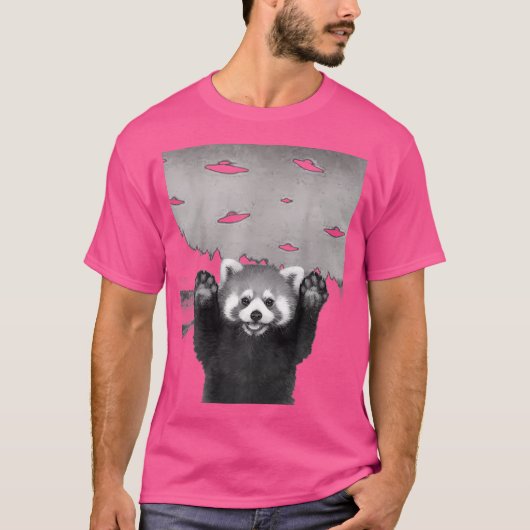 T-shirt Selfie De Panda Rouge Drôle Dans L'Alien Ufo Invas (Devant)