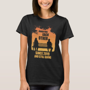 T-shirt S'Entourer Depuis 2019 Et Rester Au Soleil