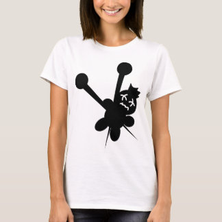 T-shirt seringues de poupée noire vaudou torture