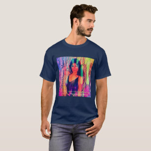 T-shirt Seulement Sur Le Revêtement De Danse
