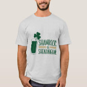 T-shirt Shamrocks et Shenanigans : Conception de la Saint  (Devant)