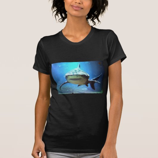 T-shirt shark-5 (Devant)