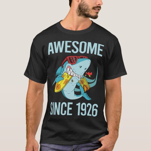 T-shirt Shark Drôle - Magnifique depuis 1926 (Devant)
