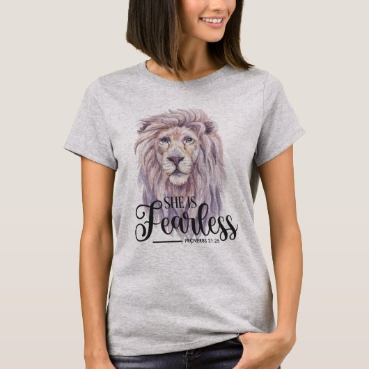 T-shirt She is Fearless T Shirt (Devant)