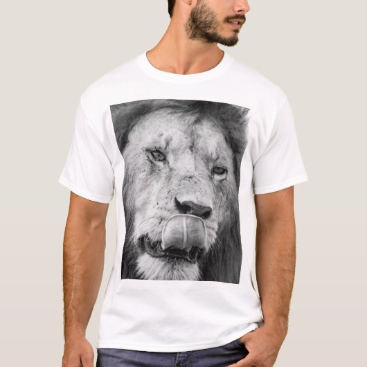 T-shirt Show Your Strength with Our Lion Print Shirt (Devant)