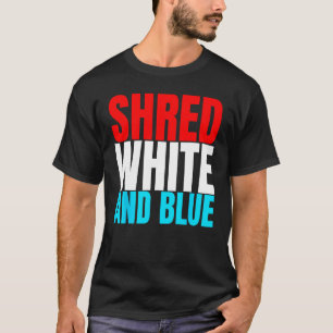 T-shirt Shred White And Blue est un exercice d'haltérophil