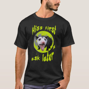 T-shirt Siffler d'abord, demander plus tard Humour drô