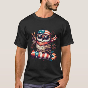 T-shirt Signe de Paix Main Hibou Feu d'Artifice Américain