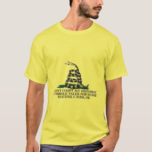 T-shirt Signification de drapeau de Gadsden défendue (Devant)