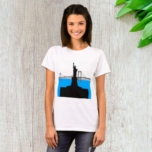 T-shirt Silhouette de la Statue de la Liberté sur la skyli