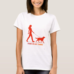 T-shirt Silhouette de promenade de chien Design de style d