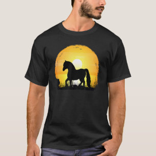 T-shirt Silhouette de race de cheval au coucher du soleil 