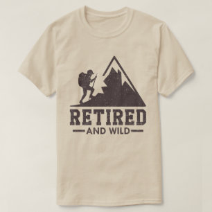 T-shirt Silhouette De Randonneur À La Retraite Et Sauvage