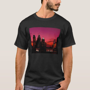 T-shirt Silhouette Skyline de Philadelphie au coucher du s