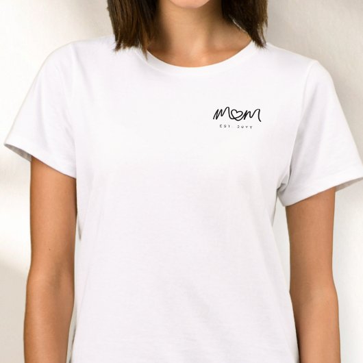 T-shirt Simple cœur de script noir Maman établie