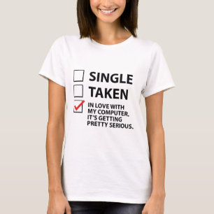 T-shirt Simple Pris En Amour Avec Mon Ordinateur