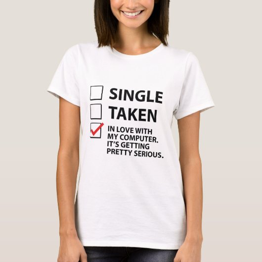 T-shirt Simple Pris En Amour Avec Mon Ordinateur (Devant)