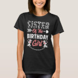 T-shirt Sister Of The Birthday Girl Cow Birthday Farm Anim<br><div class="desc">Soeur De L'Anniversaire Fille Vache Anniversaire Ferme Animal</div>