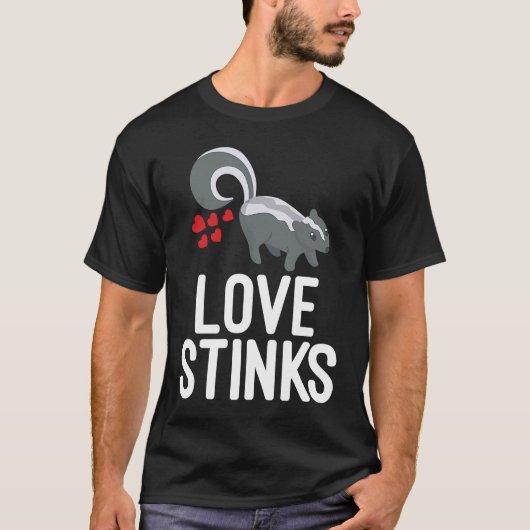 T-shirt Skunk Valentine's Day Love Stinks (Devant)