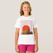T-shirt Skyline urbain avec Red Sun Grunge Cityscape (Devant entier)