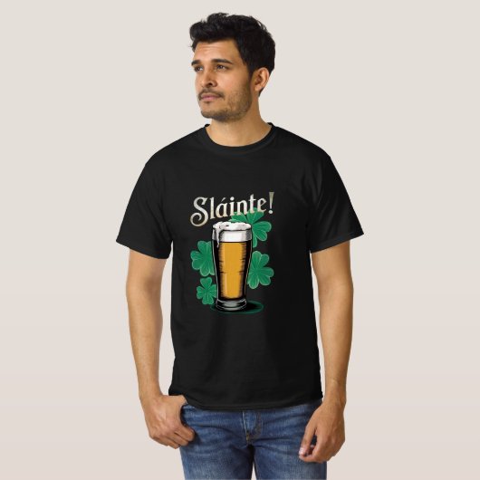 T-shirt Slàinte ! Saint Patrick's Day Pint of Beer on Gree (Devant entier)