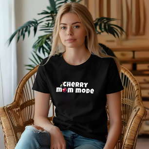 T-shirt Slogan de fête des mères avec une ambiance cerise 