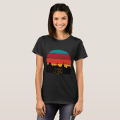 T-shirt Sofia Skyline Coucher de soleil Rétro Voyage (Devant entier)
