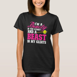 T-shirt Softball Girl Bety Dans La Rue Et Une Bête Dans