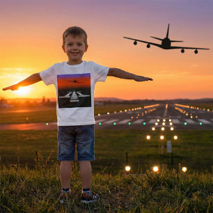 T-shirt Soleil d'approche de l'avion aux feux de piste Avi