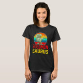 T-shirt Solomon Saurus Famille Réunion Nom Nom Nom Nom Nom (Devant entier)
