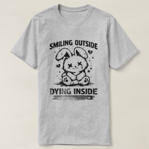 T-shirt Souriant à l'extérieur mourant à l'intérieur Dessi