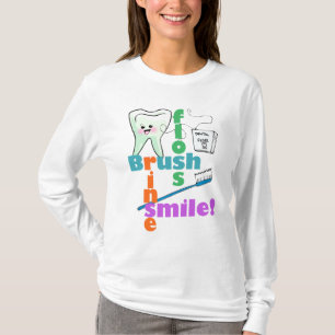 T-shirt Sourire de rinçage de soie de brosse