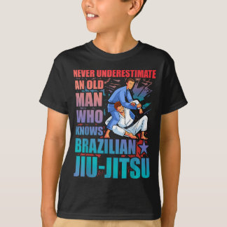T-shirt sous-estimer vieil homme qui connaît brésilien