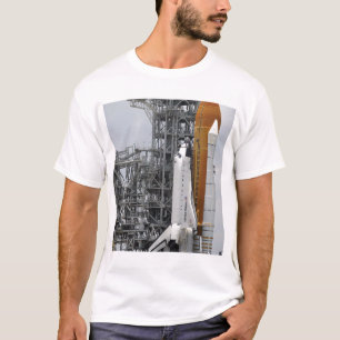 T-shirt Space Shuttle Endeavor sur le lancement pad 2