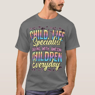 T-shirt Spécialiste de la vie des enfants traitant avec de