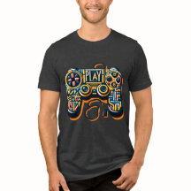 T-shirt spelen.