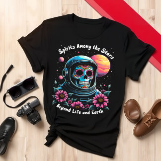 T-shirt Spiritueux parmi les étoiles, au-delà de la vie et