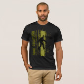 T-shirt Squatchin allé (Devant entier)