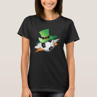T-shirt St Patrick's Day Lucky Soccer Ball