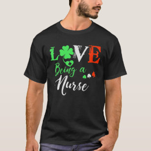T-shirt St Patrick's Day Nurse Women Love Nursing Gift Ide