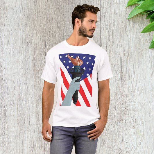 T-shirt Statue de la Liberté Torch avec drapeau américain