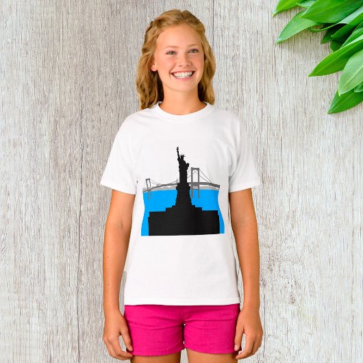 T-shirt Statue of Liberty Silhouette New York Skyline
