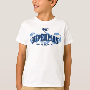 T-shirt Superman dans le monde