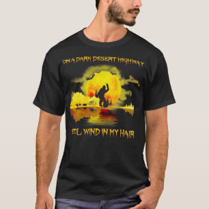 T-shirt Sur Un Cool De La Route Du Désert Sombre Vent Dans