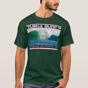 T-shirt Surf d'une vague par les Mavericks par le surf Tus