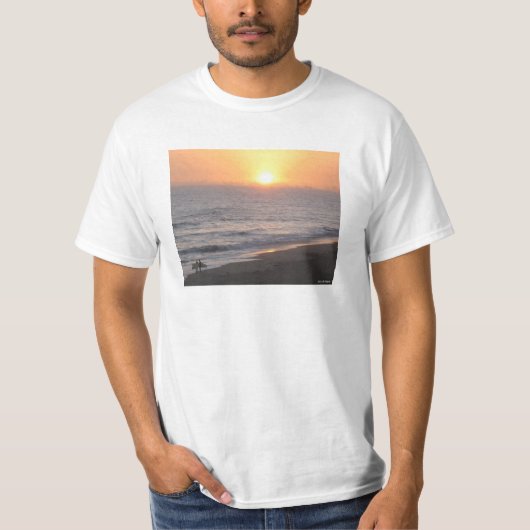T-shirt Surfeurs du coucher de soleil (Devant)