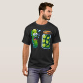 T-shirt Surprise Pickle Drôle Un Concombre Et Un Pot De Tr (Devant entier)