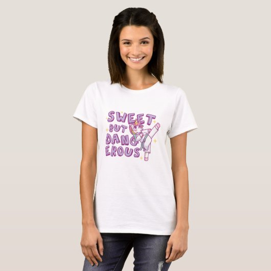 T-shirt Sweet but dangerous Karate Unicorn (Devant entier)